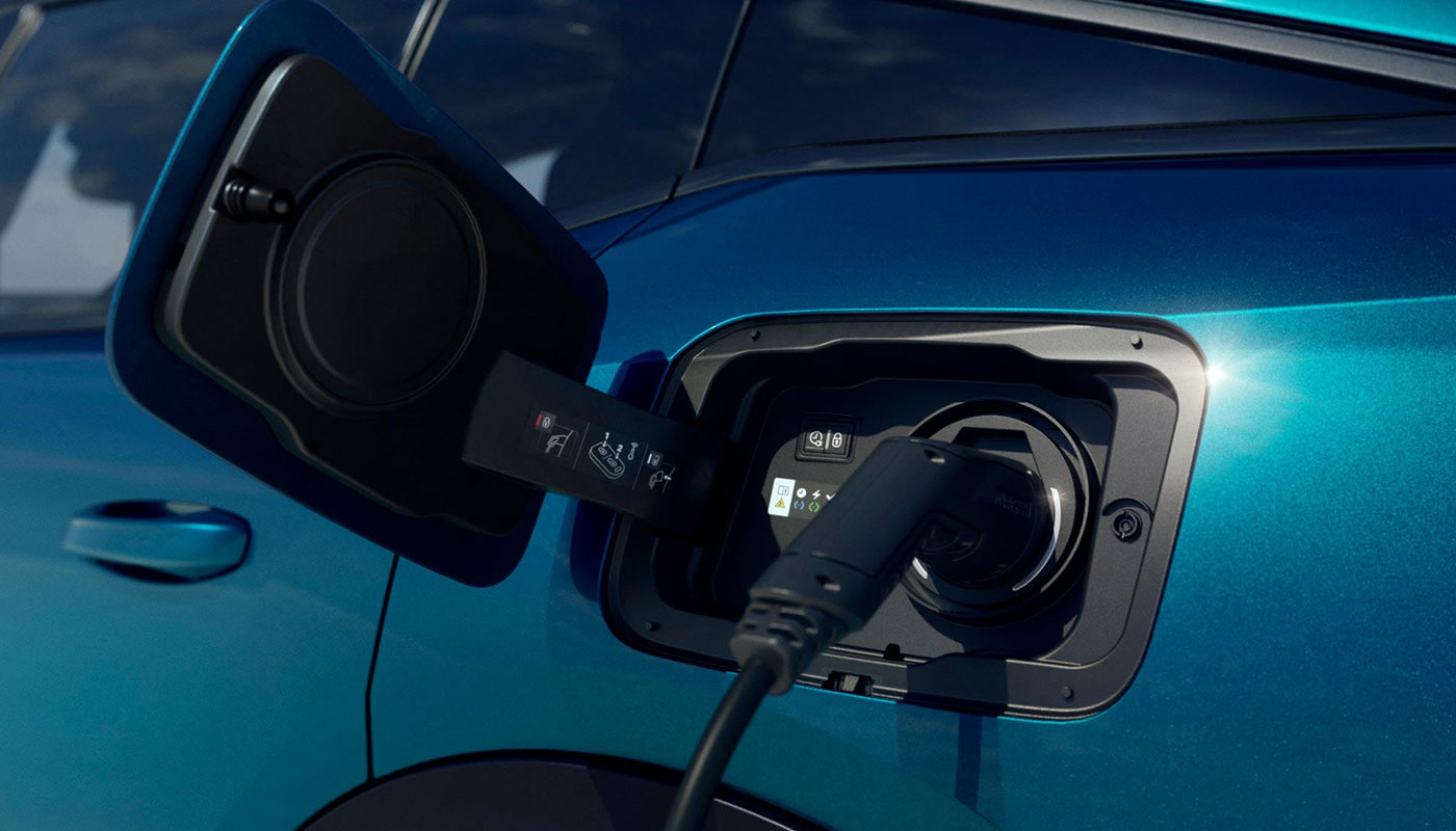 Peugeot 408 Hybrid